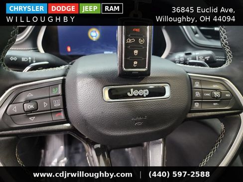 Used 2023 Jeep Grand Cherokee Altitude AWD/4WD image 45