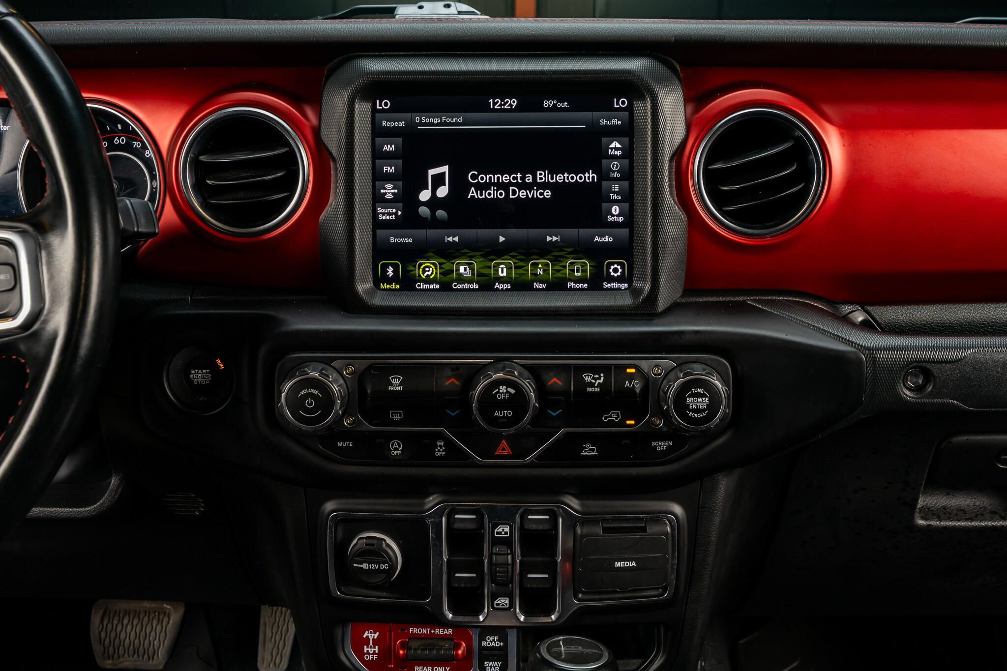 Used 2022 Jeep Gladiator Rubicon w/ LED Lighting Group AWD/4WD image 30