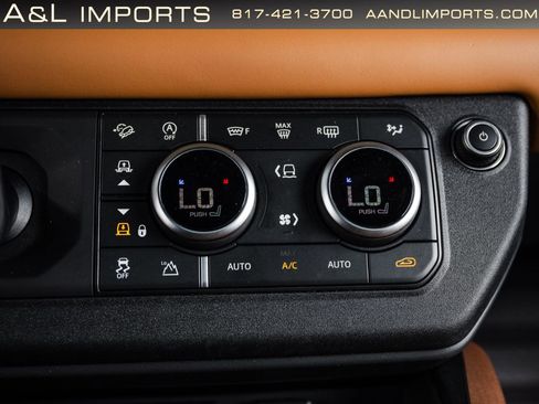 Used 2023 Land Rover Defender 110 X-Dynamic SE AWD/4WD image 17