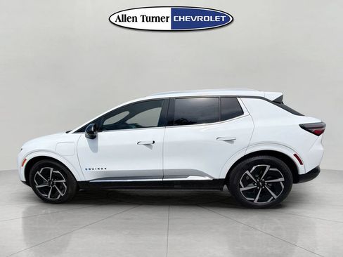 Used 2024 Chevrolet Equinox EV LT w/ LPO, Trailering Package FWD image 6