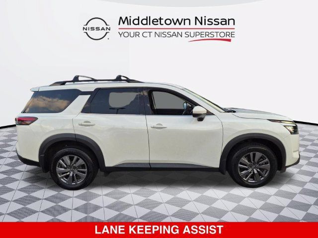 Certified 2024 Nissan Pathfinder SV AWD/4WD image 2