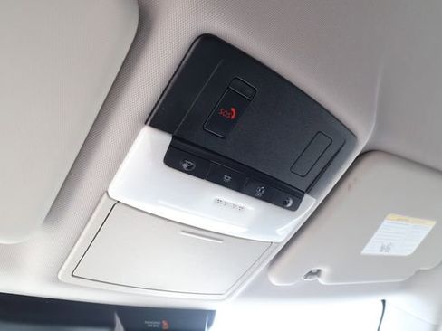 Used 2022 Mitsubishi Outlander SE image 38