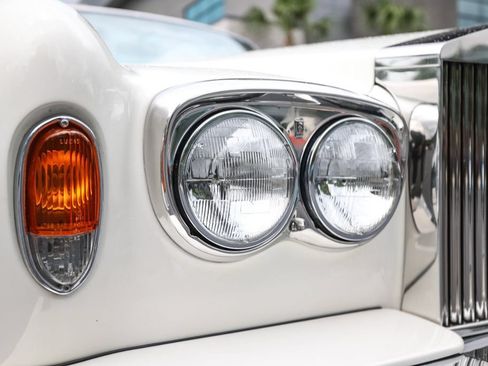 Used 1989 Rolls-Royce Corniche II RWD image 14