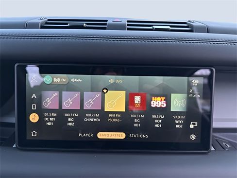 Used 2024 Land Rover Defender 110 S image 22