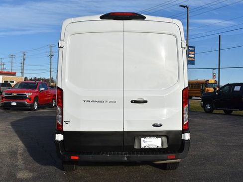 Used 2023 Ford Transit 250 Medium Roof w/ Load Area Protection Package image 5