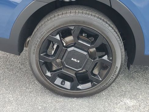 Used 2024 Kia Sorento SX image 5