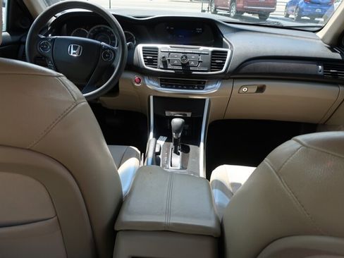 Used 2013 Honda Accord EX image 30