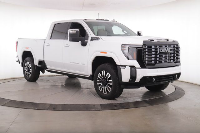 Used 2026 GMC Sierra 2500 Denali Ultimate w/ Max Trailering Package AWD/4WD image 2