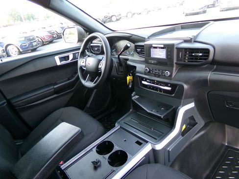 Used 2022 Ford Explorer 4WD Police Interceptor image 24