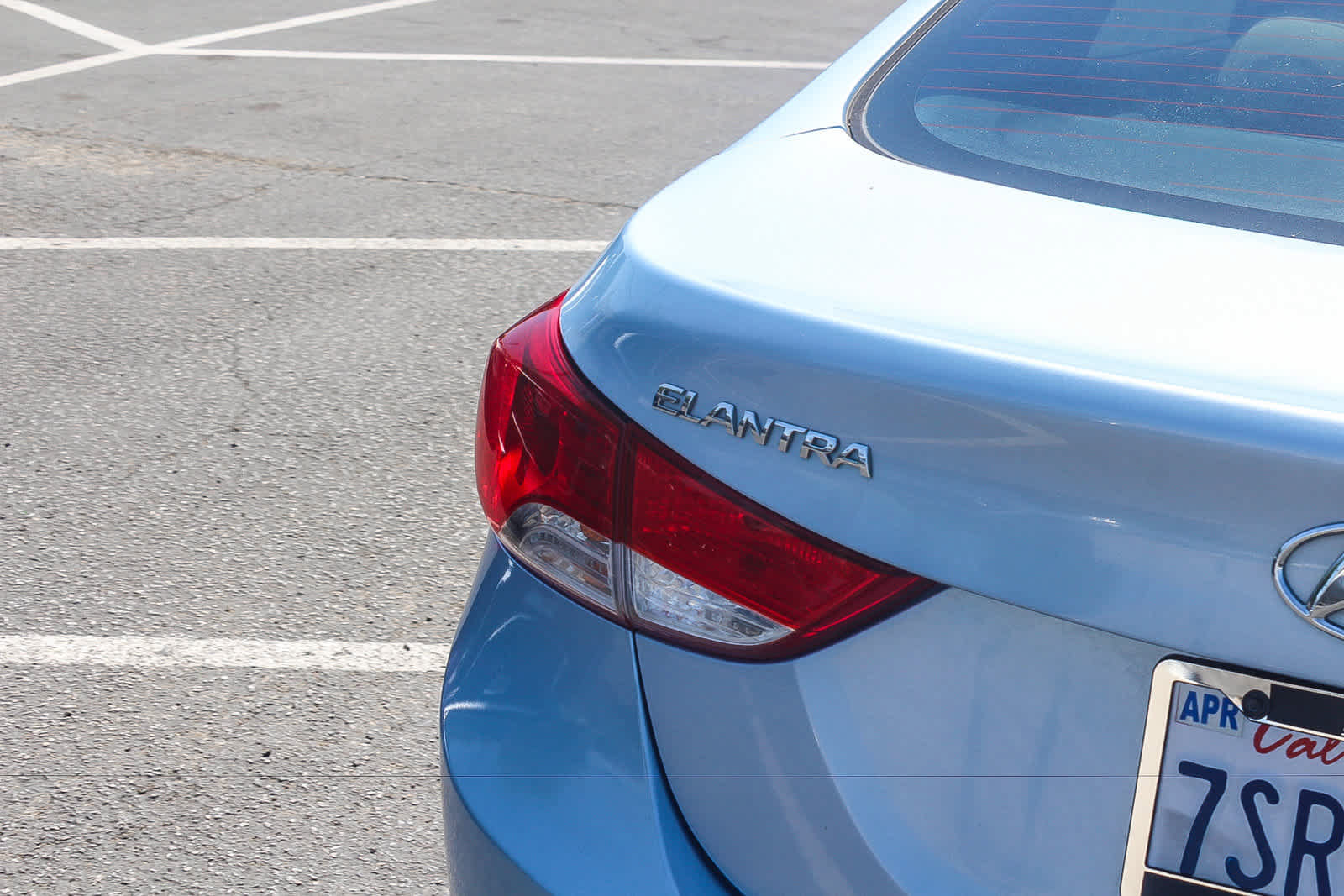 Used 2012 Hyundai Elantra GLS w/ Preferred Pkg 3 FWD image 8