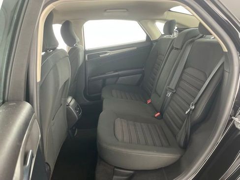 Used 2019 Ford Fusion SE image 44