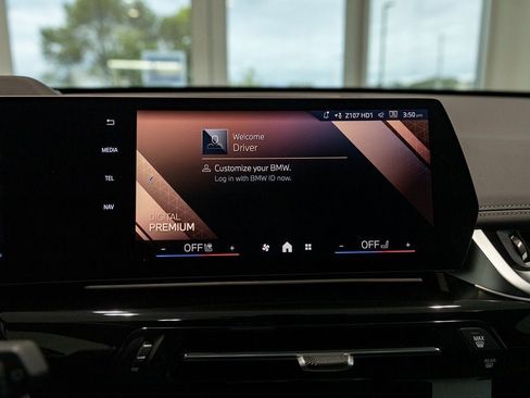 New 2025 BMW X1 xDrive28i w/ Premium Package image 28