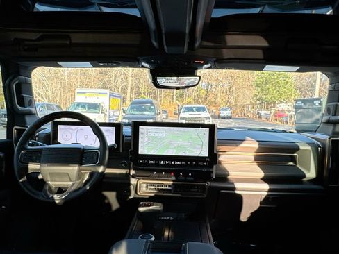 Used 2025 GMC Hummer EV 3X AWD/4WD image 30