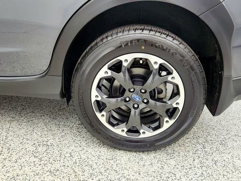 Used 2023 Subaru Crosstrek 2.0i Premium AWD/4WD image 9