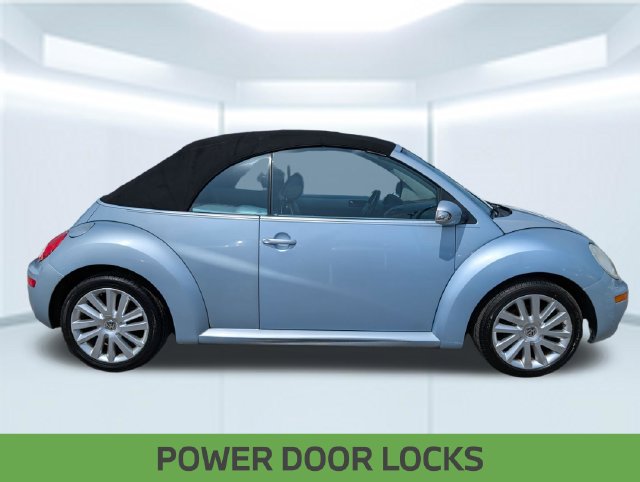 Used 2009 Volkswagen Beetle S FWD image 7