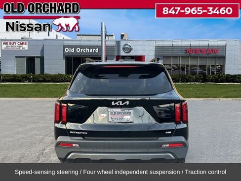 Used 2023 Kia Sorento X-Line EX image 8