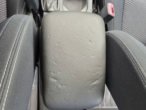 Used 2016 Subaru Forester 2.5i AWD/4WD image 17