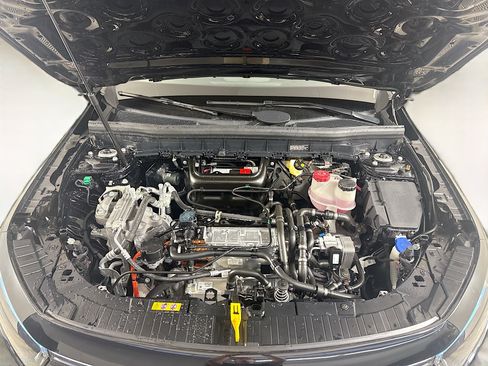 Used 2024 Mercedes-Benz EQB 300 4MATIC image 39