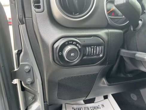 Used 2021 Jeep Wrangler Unlimited Sport image 12