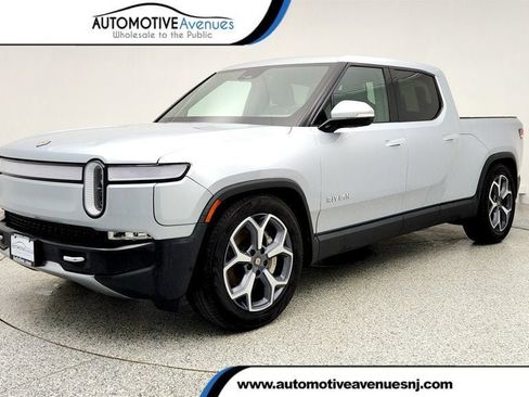 Used 2023 Rivian R1T Adventure image 1