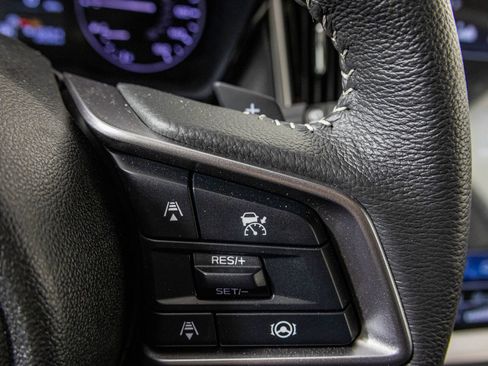 Used 2025 Subaru Outback Premium image 28