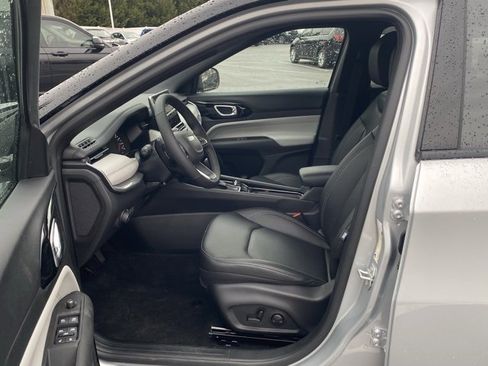 New 2026 Jeep Compass Limited image 15