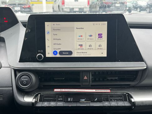 Used 2025 Toyota Prius LE image 18