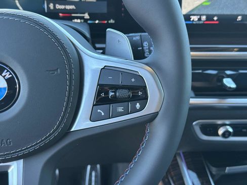 New 2026 BMW X7 M60i image 28