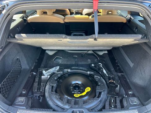 Used 2020 Volvo V60 T5 Cross Country image 22