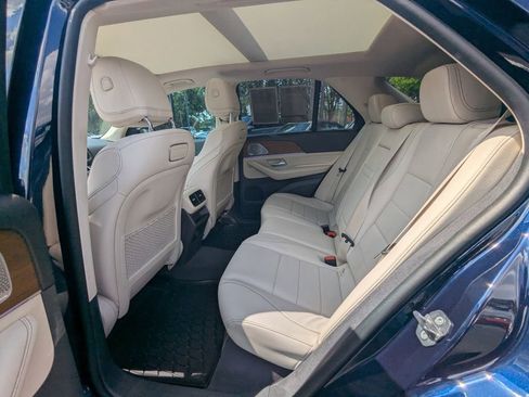 Used 2020 Mercedes-Benz GLE 350 4MATIC image 29