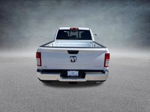Used 2024 RAM 2500 Tradesman w/ Chrome Appearance Group AWD/4WD image 9