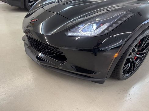Used 2016 Chevrolet Corvette Z06 w/ Battery Protection Package RWD image 25