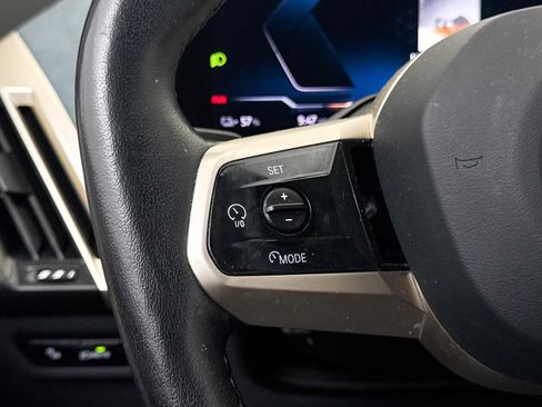 Used 2022 BMW iX xDrive50 w/ Premium Package image 34