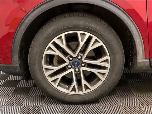 Used 2020 Ford Escape SEL image 6