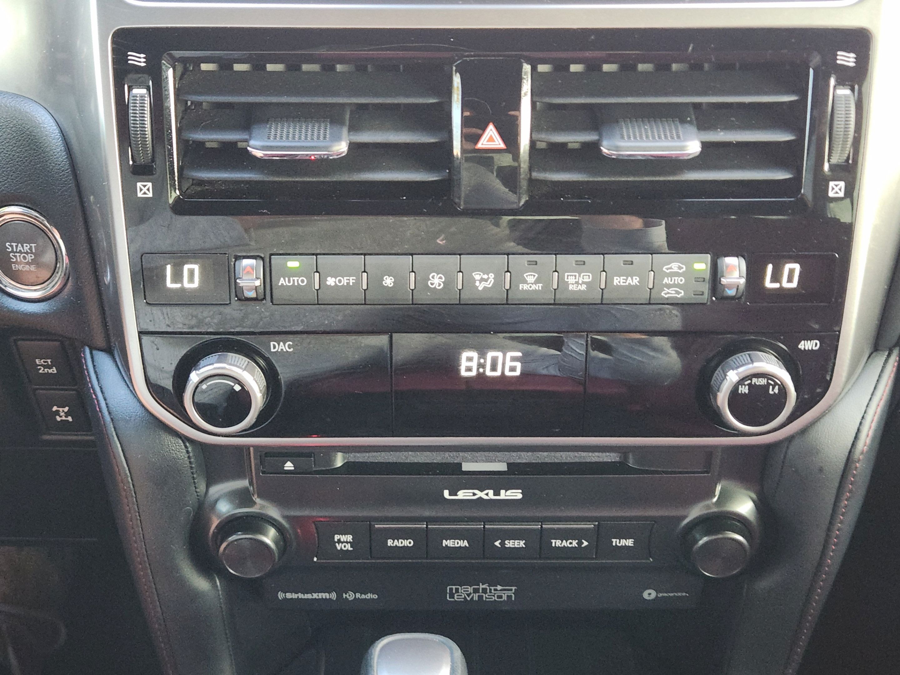 Used 2023 Lexus GX 460 Premium w/ Premium Plus Package AWD/4WD image 12