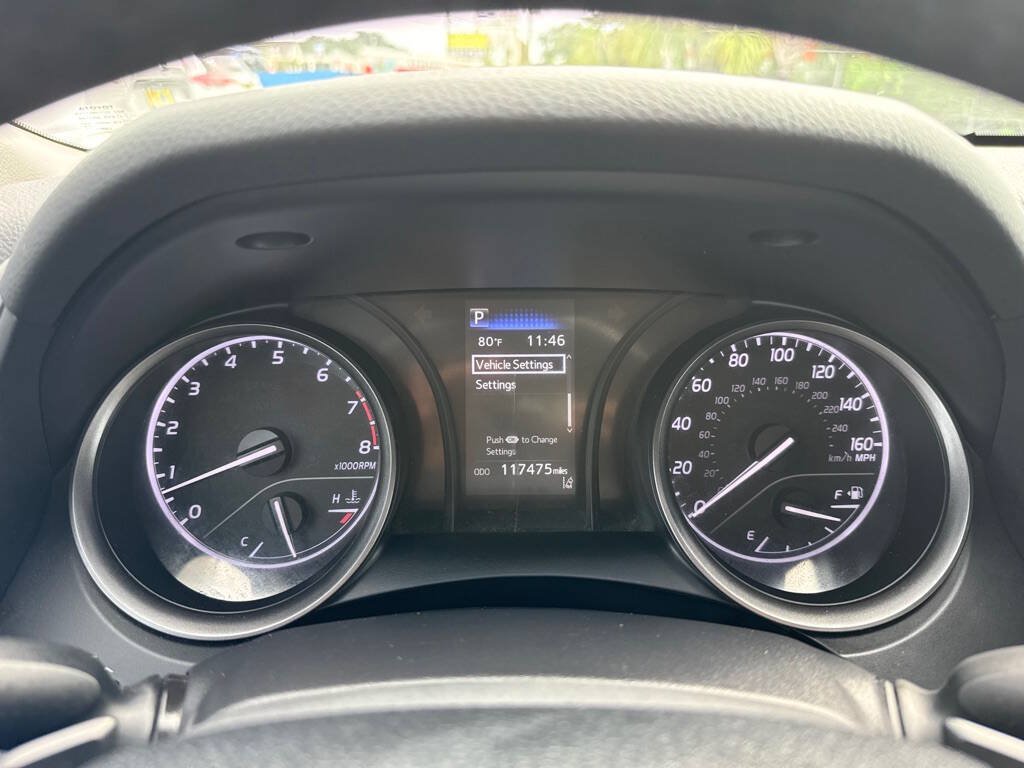 Used 2021 Toyota Camry SE FWD image 13