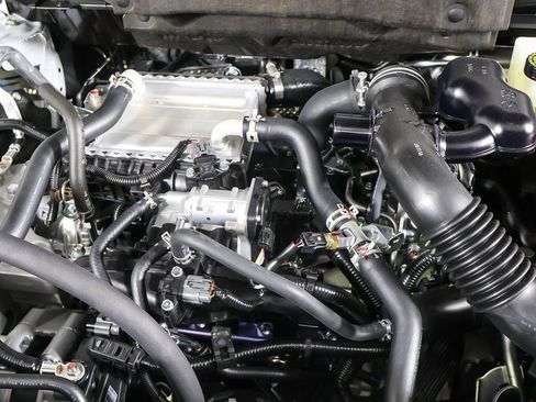 New 2026 Mitsubishi Outlander ES image 18