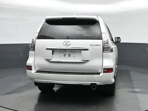Used 2016 Lexus GX 460 w/ Navigation Package image 6