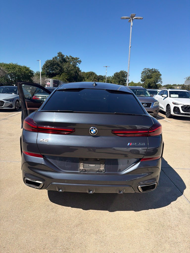 Used 2021 BMW X6 M50i w/ Premium Package AWD/4WD image 8