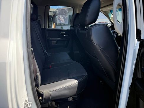 Used 2017 RAM 1500 Sport image 32