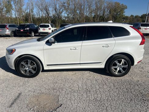 Used 2015 Volvo XC60 T6 Premier Plus image 6