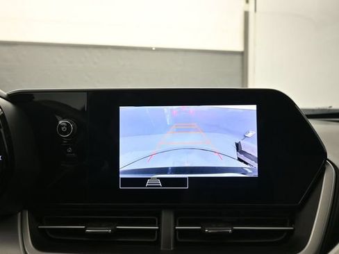 Used 2024 Chevrolet Trax LS FWD image 18
