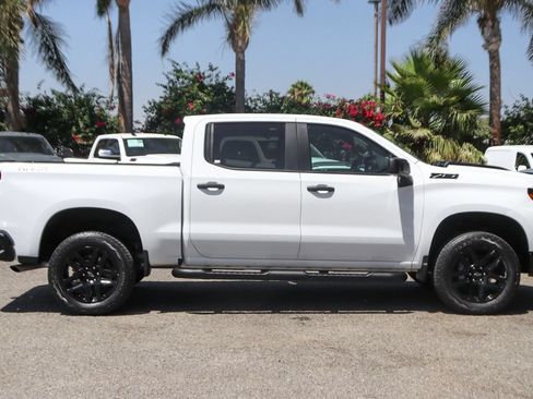 Used 2024 Chevrolet Silverado 1500 Custom Trail Boss w/ Turbomax Blackout Package AWD/4WD image 10