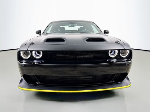 Used 2023 Dodge Challenger SRT Hellcat image 2