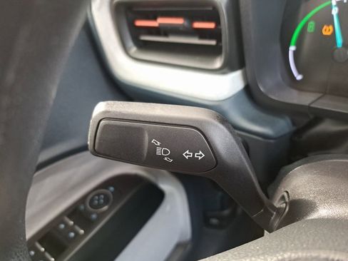 Certified 2024 Ford Maverick XLT image 19