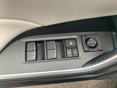 New 2025 Toyota RAV4 XLE image 13