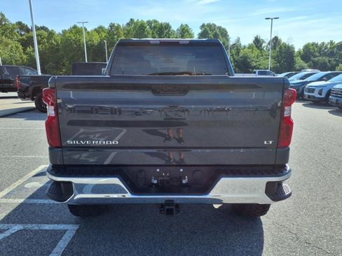 Used 2025 Chevrolet Silverado 1500 LT image 4