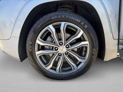 Used 2020 GMC Terrain Denali w/ Denali Premium Package FWD image 27