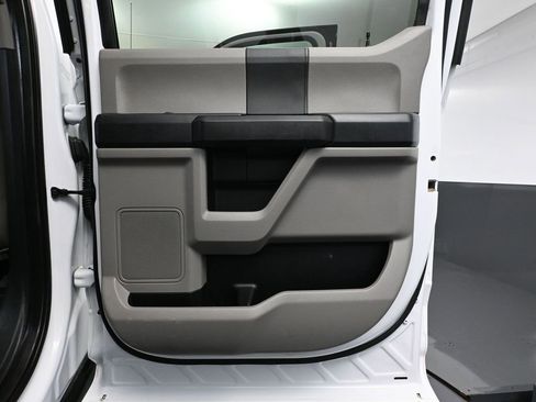 Used 2021 Ford F250 XL w/ Power Equipment Group image 39