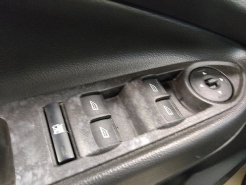 Used 2018 Ford Escape S FWD image 27
